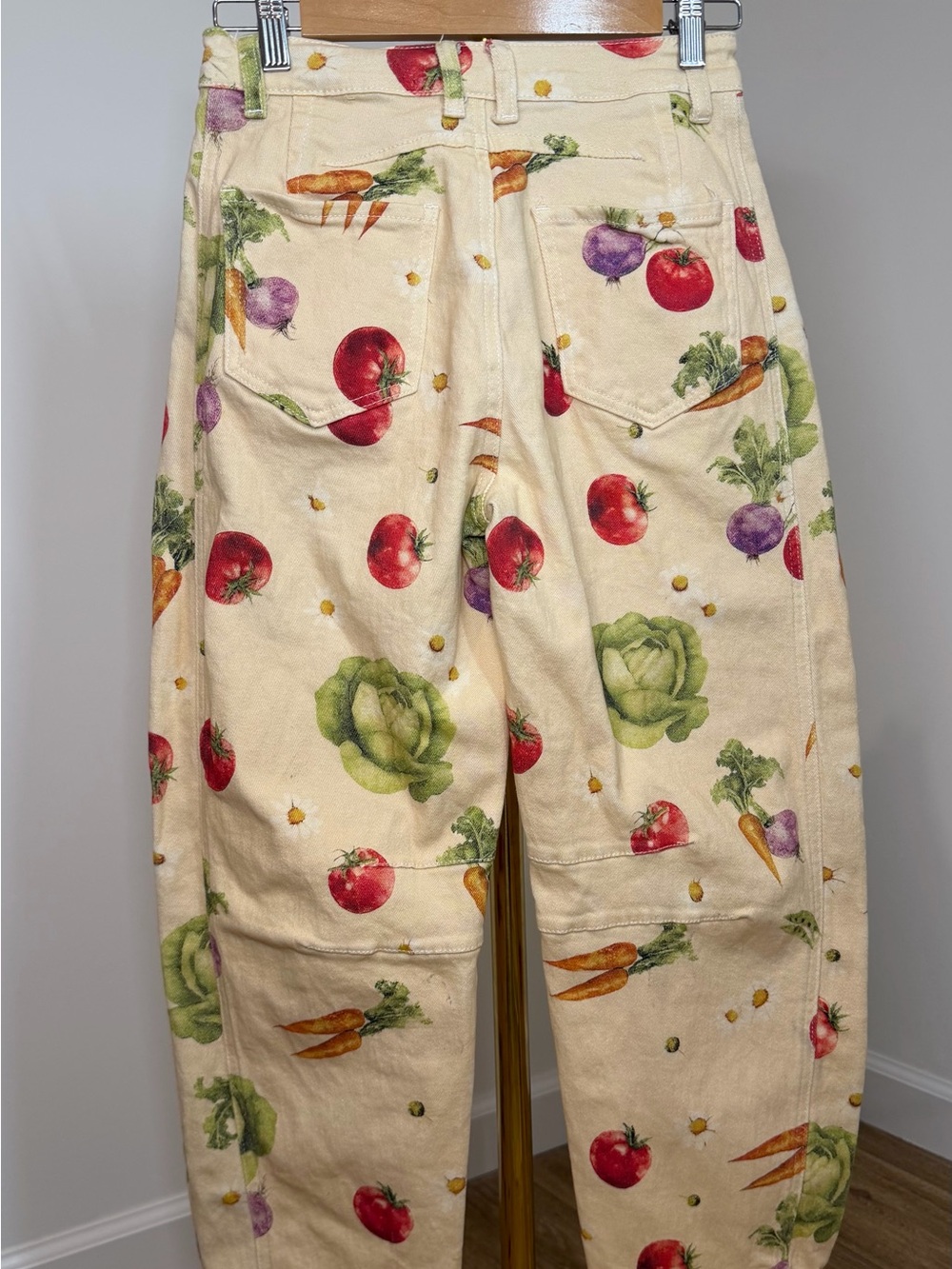 Vegetable Print Barrel Leg Jeans Size S High Rise Novelty Garden Pants - Picture 2 of 6